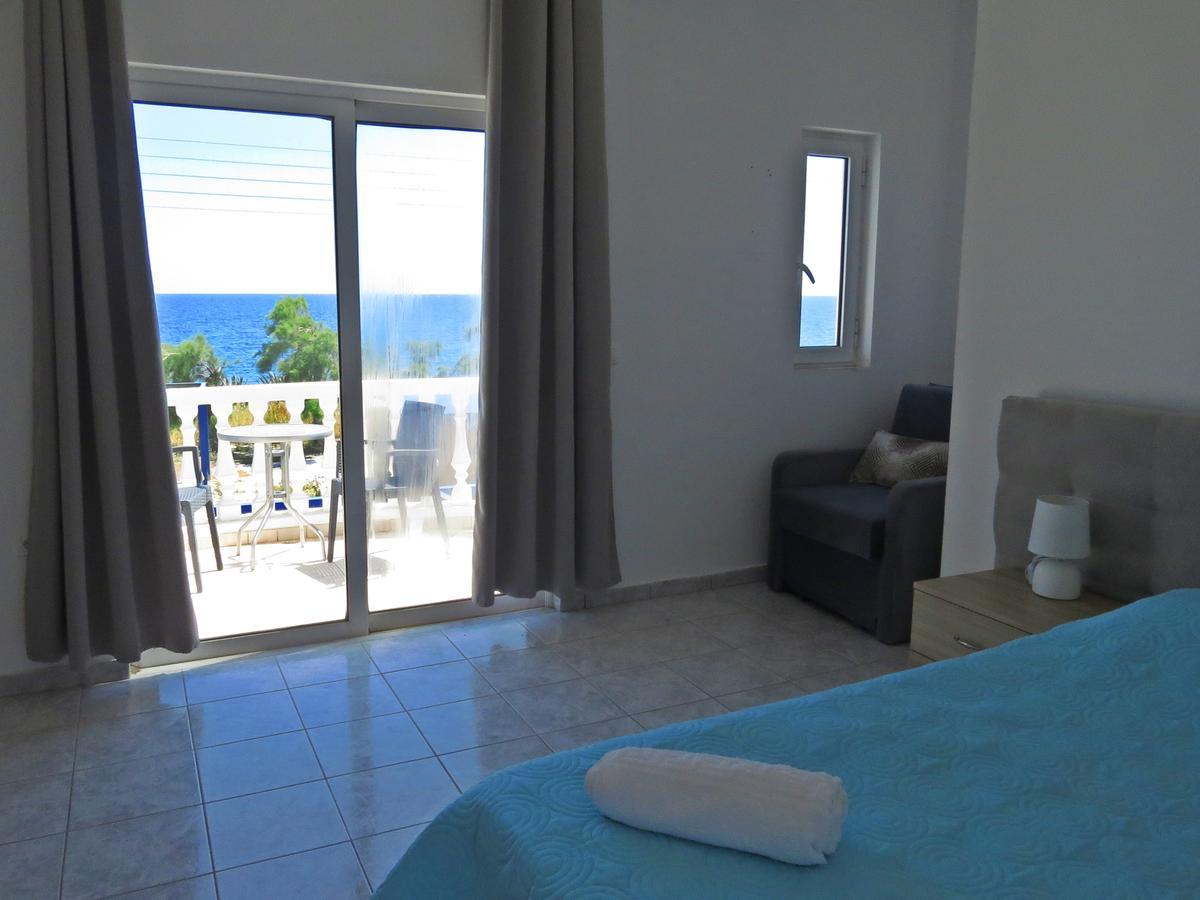 Loukas Beach Rooms Кіотарі Екстер'єр фото
