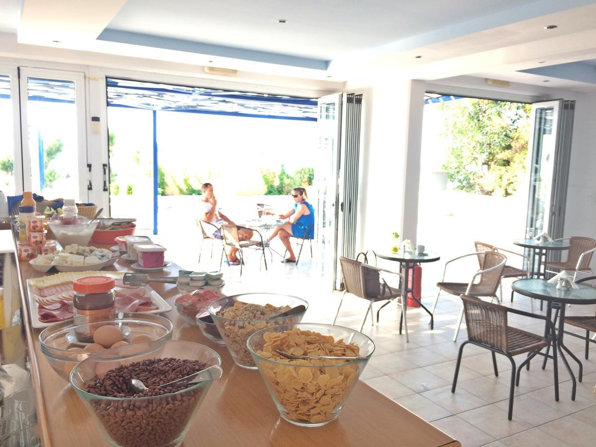 Loukas Beach Rooms Кіотарі Екстер'єр фото